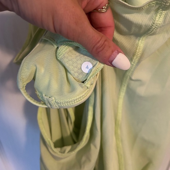 LULULEMON tank size 4 - Picture 7 of 7